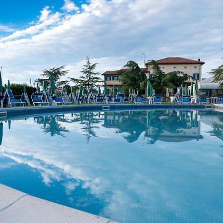 Hotel Villa Sara Mestre Luaran gambar